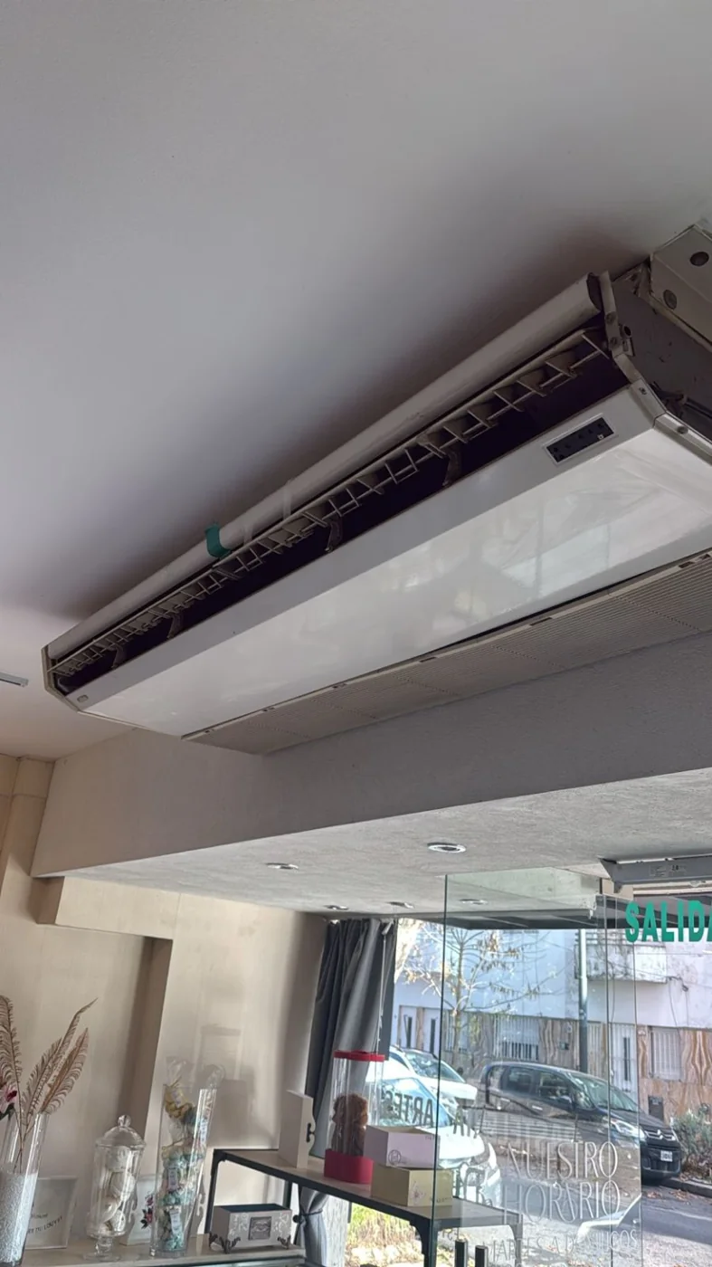 Climatización · aire acondicionado tipo piso-techo